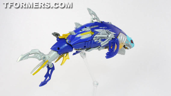Transformers Generations Sky Byte Toy Voyager Class Action Figure Review And Images  (26 of 29)